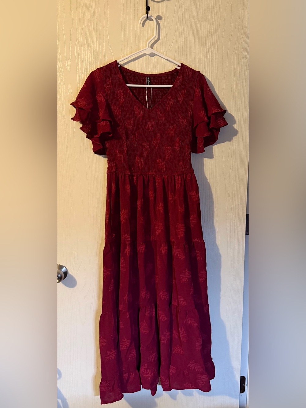 Burgundy Wine Red Smocked Flutter Sleeve Tiered Leaf Print Midi Dress Size M